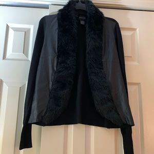 Focus 2000 Size Small Black Sweater